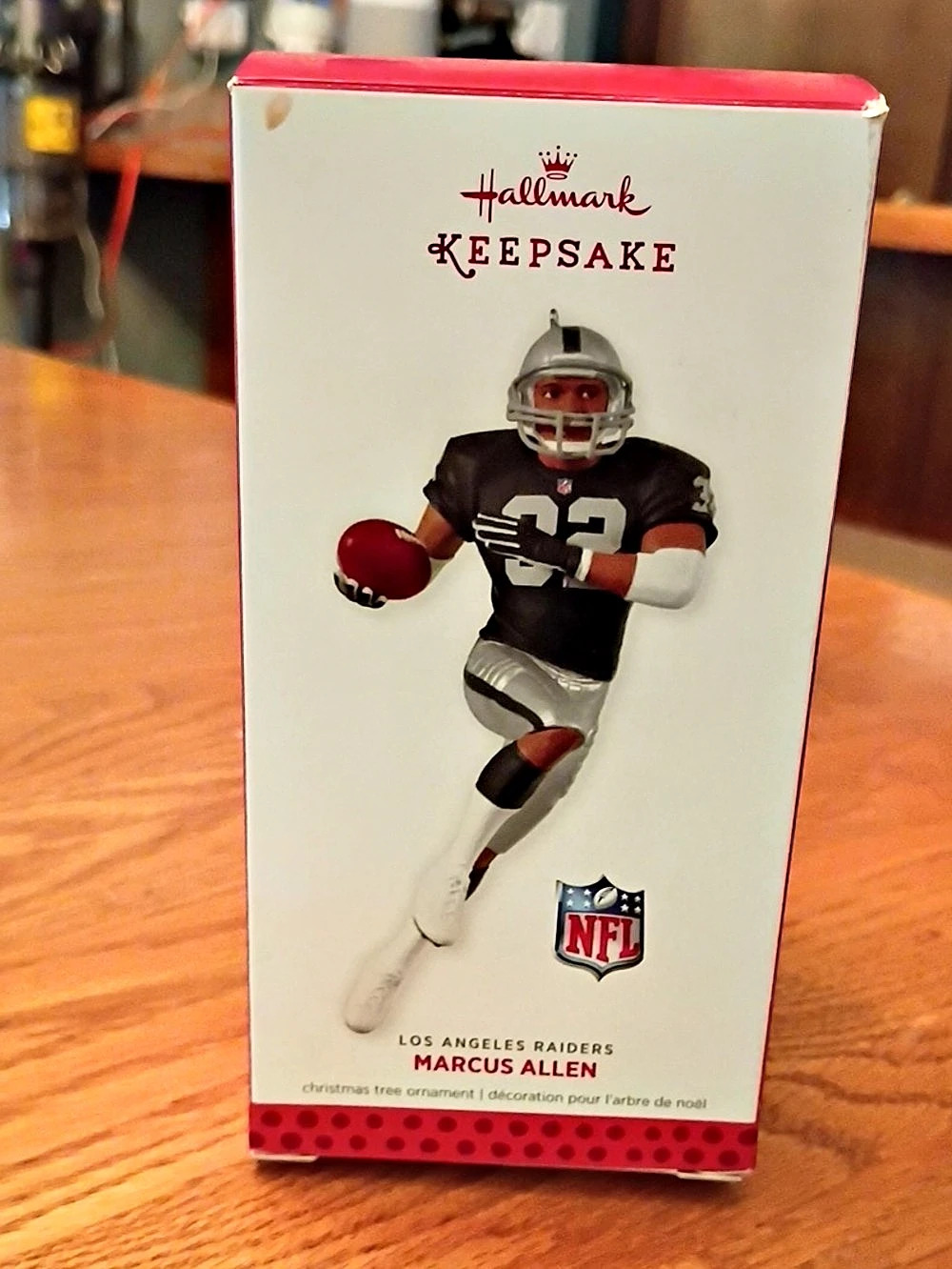 Hallmark Marcus Allen Los Angeles Raiders 2013 Hallmark Keepsake Ornament Los